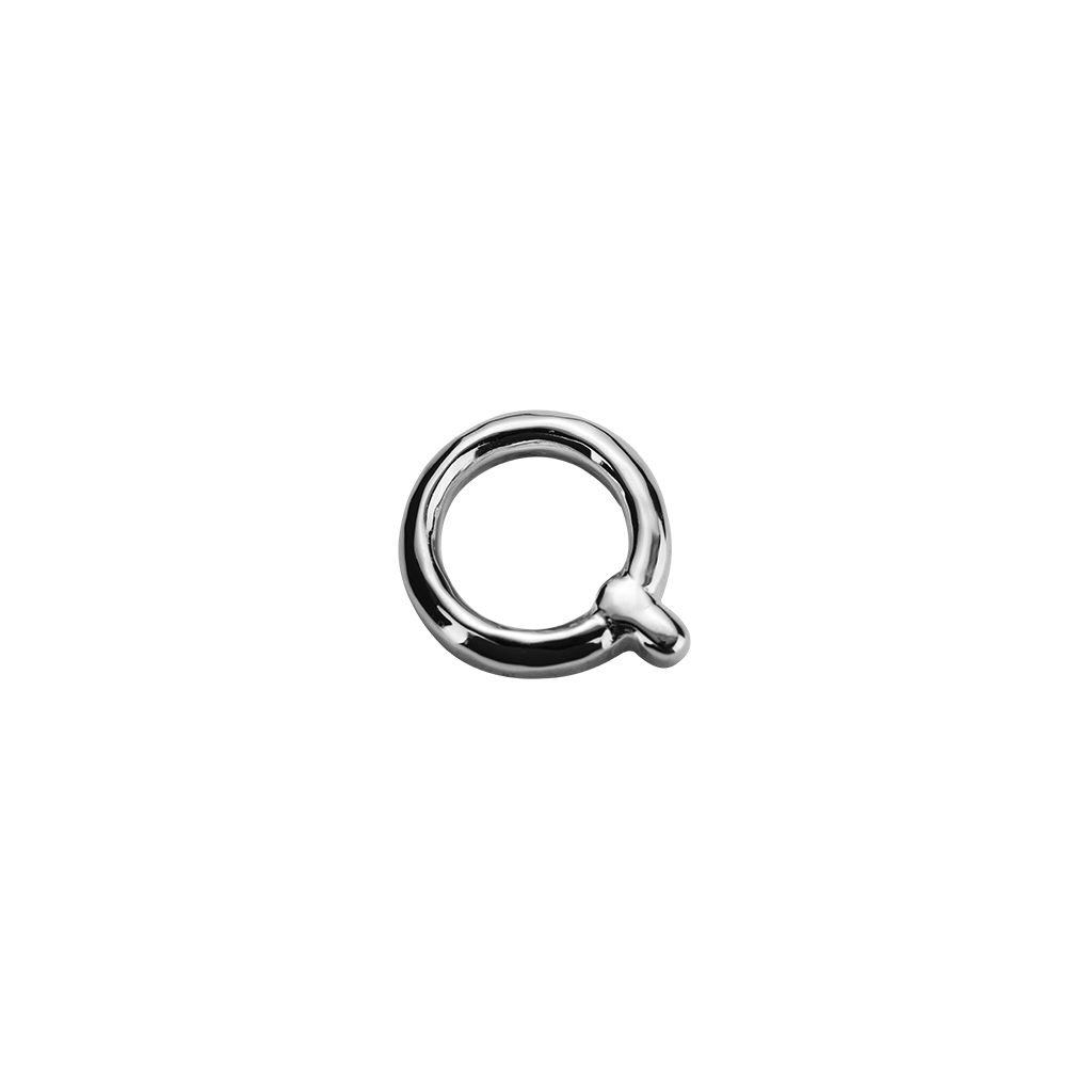 Stow Lockets sterling silver Q silver letter charm