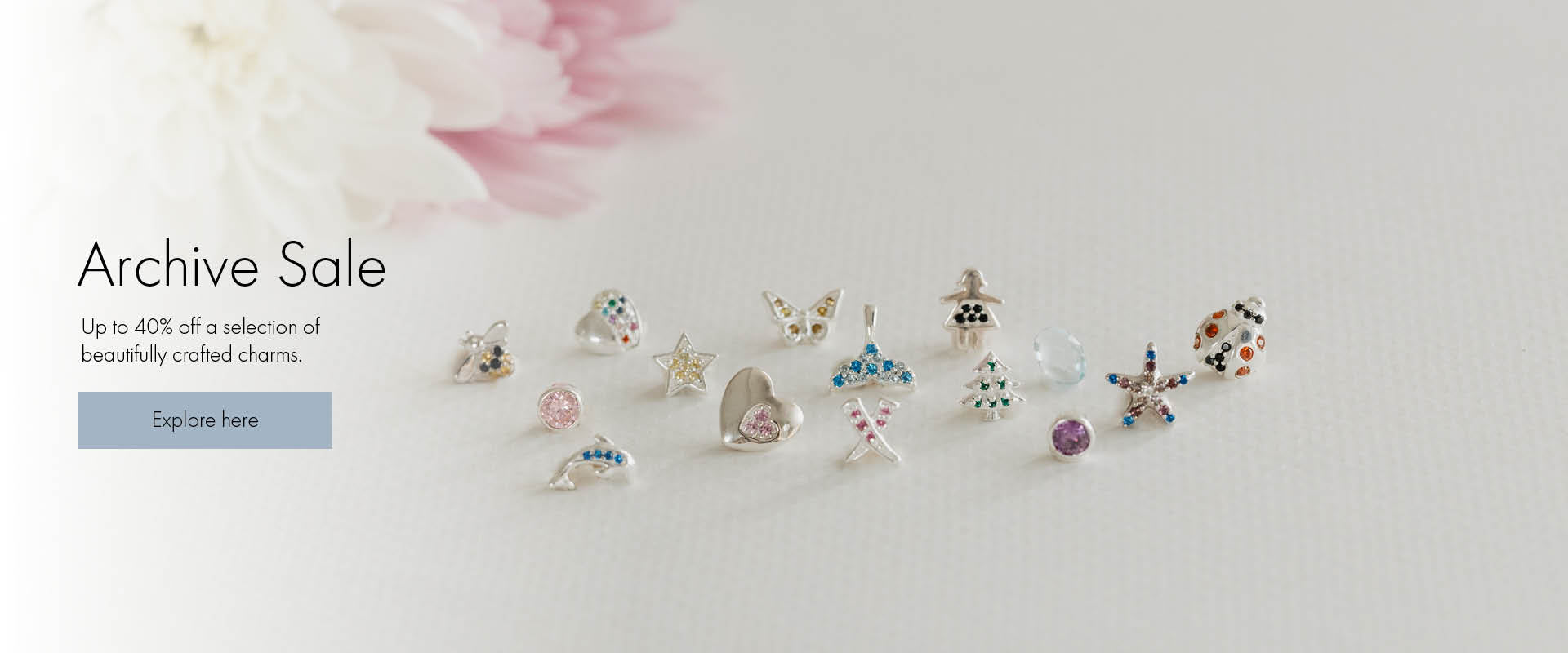 Stow Lockets
