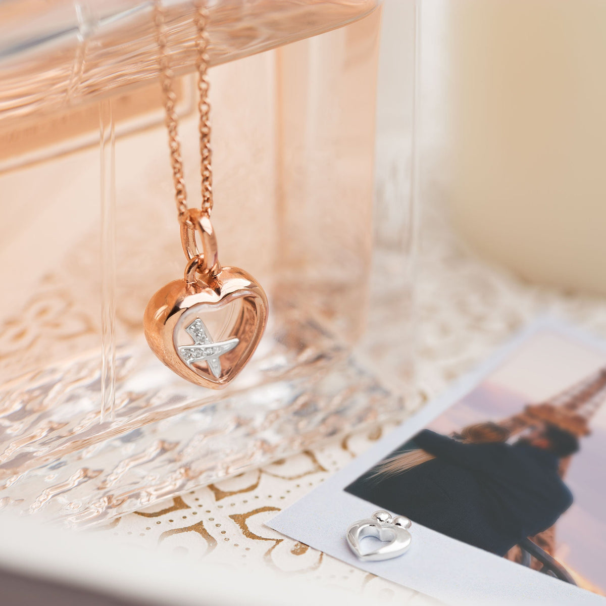 Kisses Charm